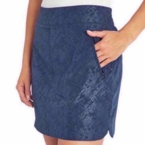 Orvis Travel Skort NEW Shattered Glass Print